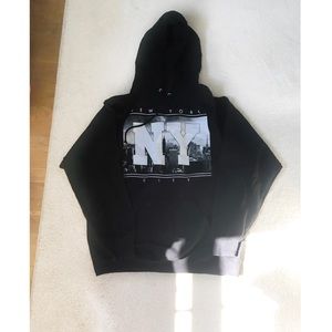 Black New York hoodie